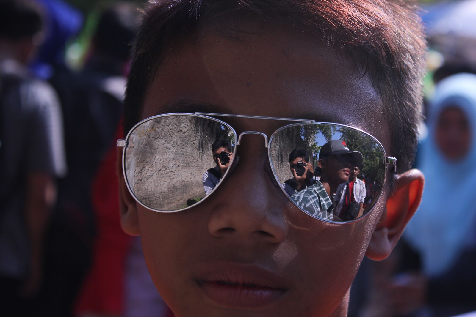 Canon EOS 550D (EOS Rebel T2i / EOS Kiss X4) sample photo. Glass eye, man, mirror photography