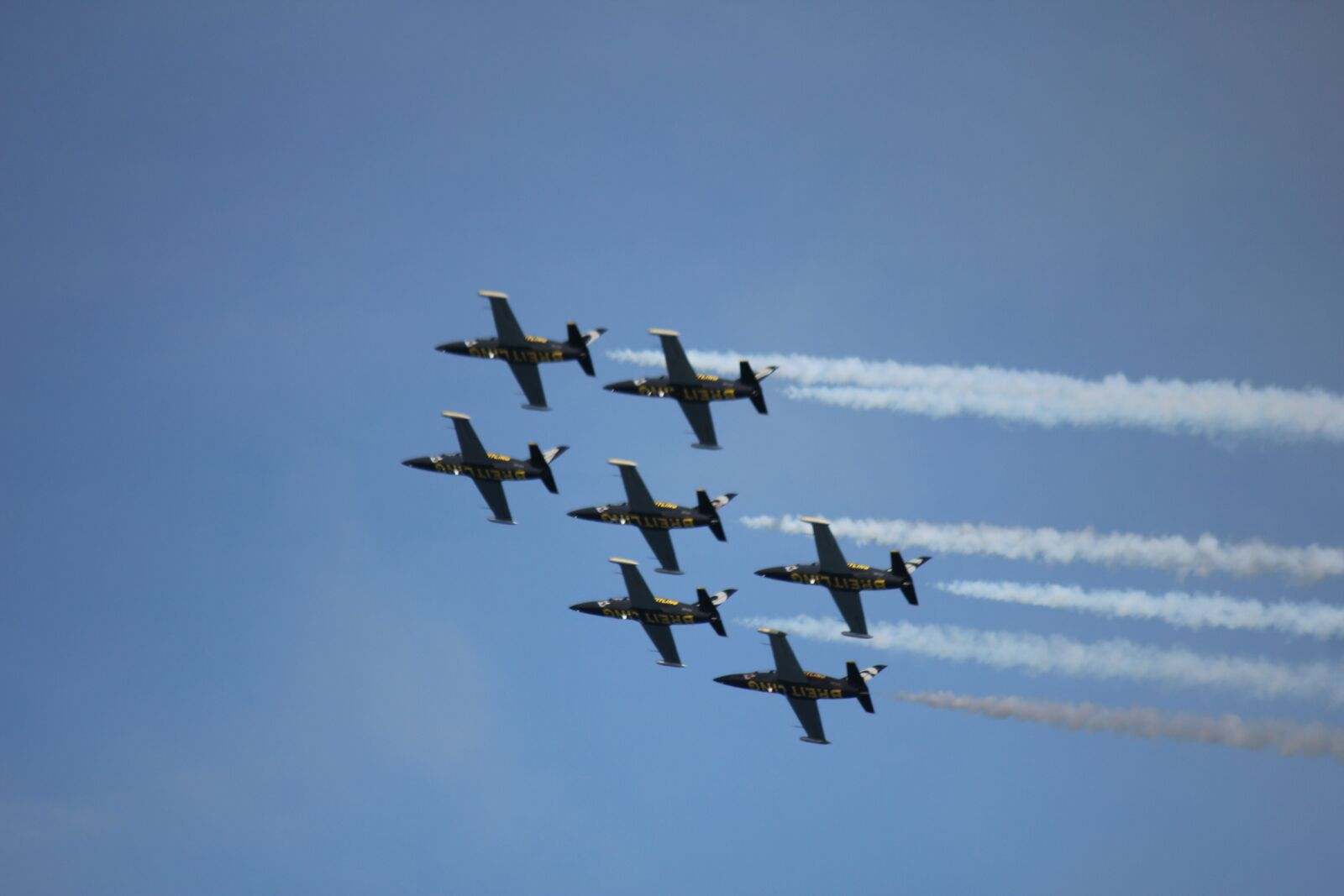 Canon EOS 550D (EOS Rebel T2i / EOS Kiss X4) sample photo. Patrol of france, aircraft photography