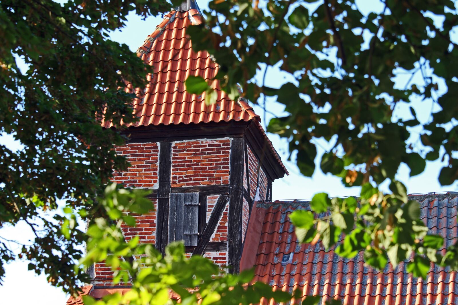 Canon EF-S 55-250mm F4-5.6 IS STM sample photo. Steeple, middle ages, architecture photography