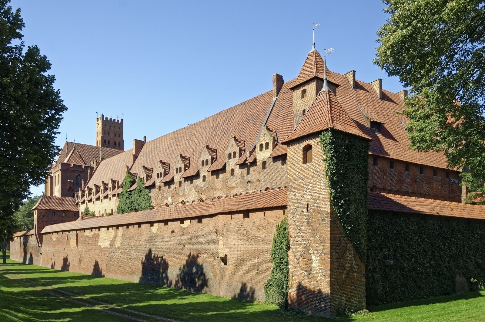 Nikon D7000 sample photo. Poland, malbork castle, zamek photography