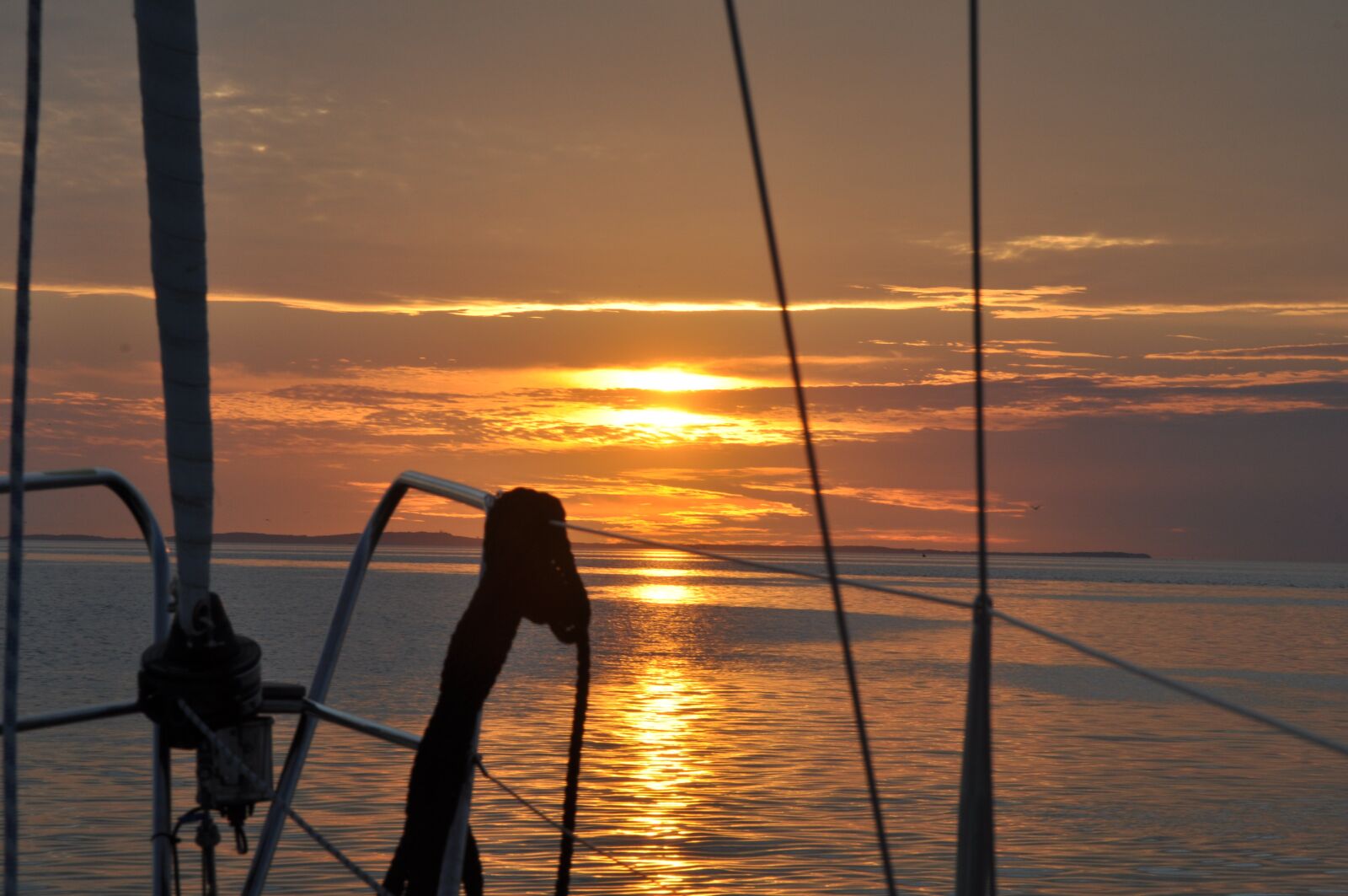 Nikon D5000 sample photo. Sunset, sailing, wadden sea photography