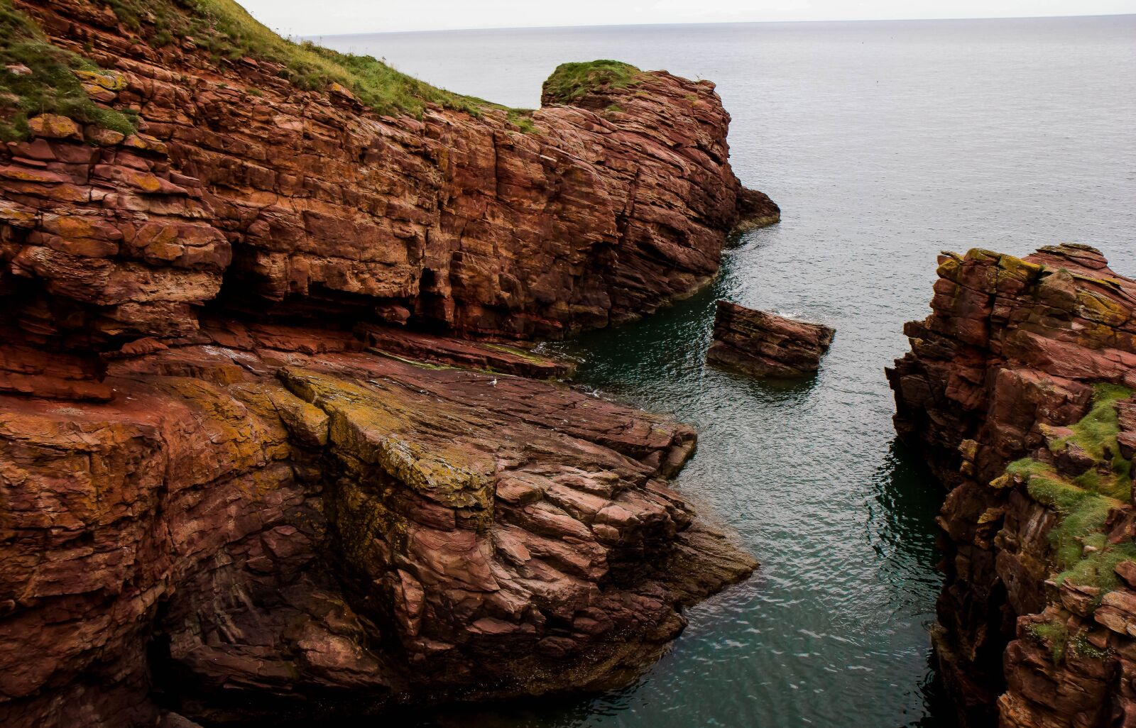 Canon EOS 60D sample photo. The edge, danger, risk photography