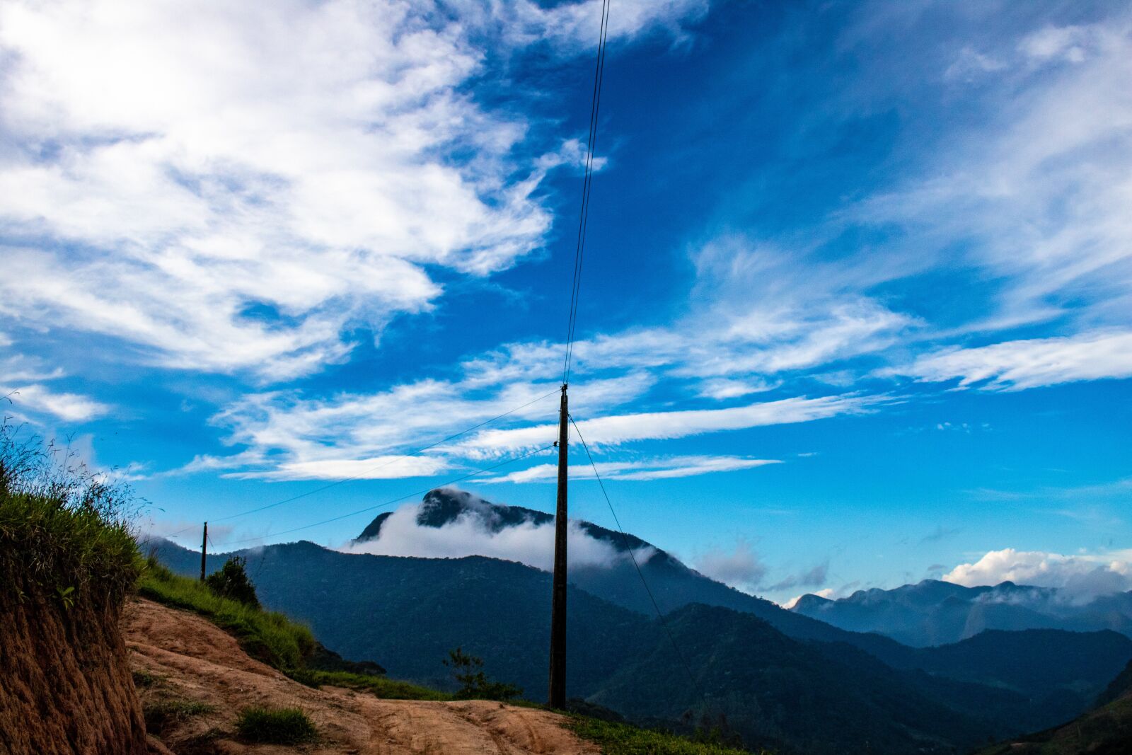 Canon EOS 750D (EOS Rebel T6i / EOS Kiss X8i) sample photo. Mountain, cloud, nova friburgo photography