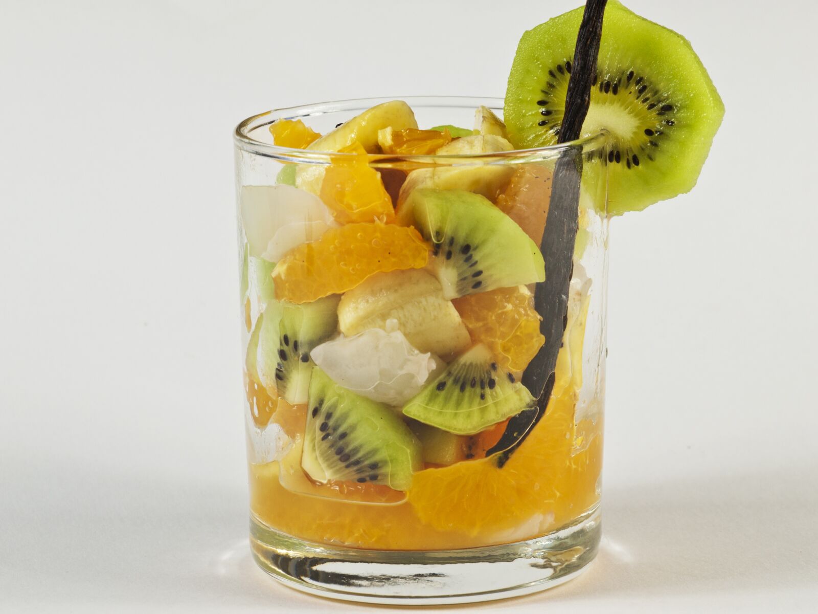 Olympus E-420 (EVOLT E-420) sample photo. Fruits, fruit cocktail, exotic photography