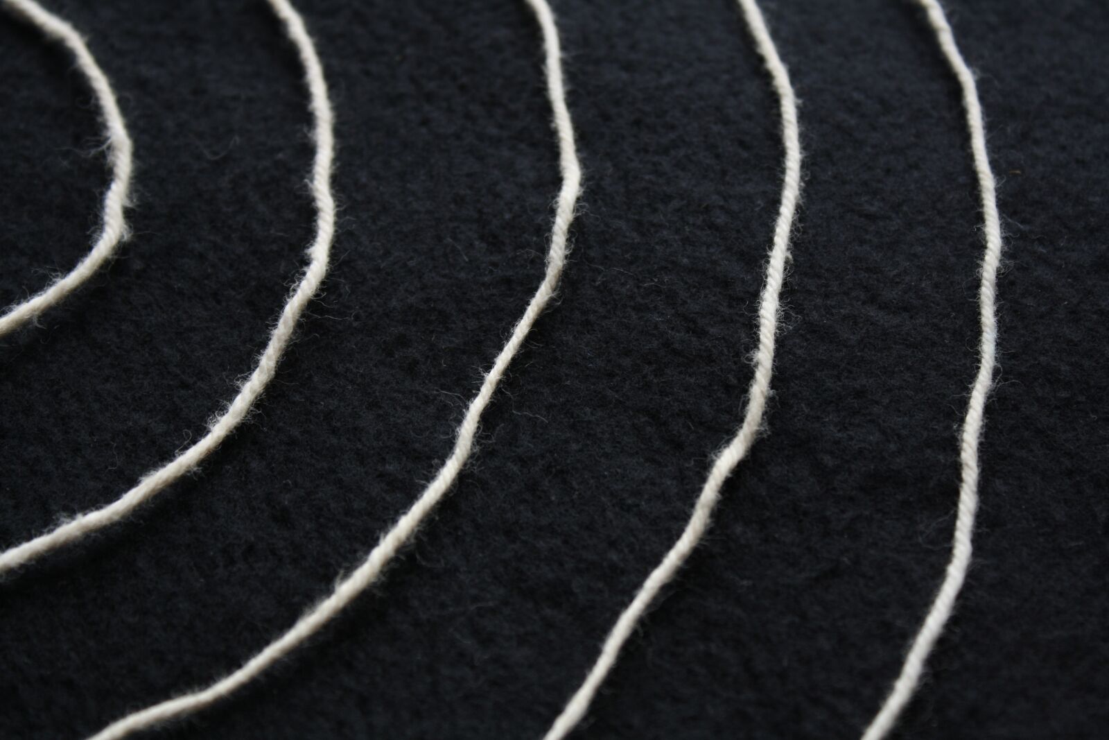 Canon EOS 1000D (EOS Digital Rebel XS / EOS Kiss F) sample photo. String, spiral, coil photography