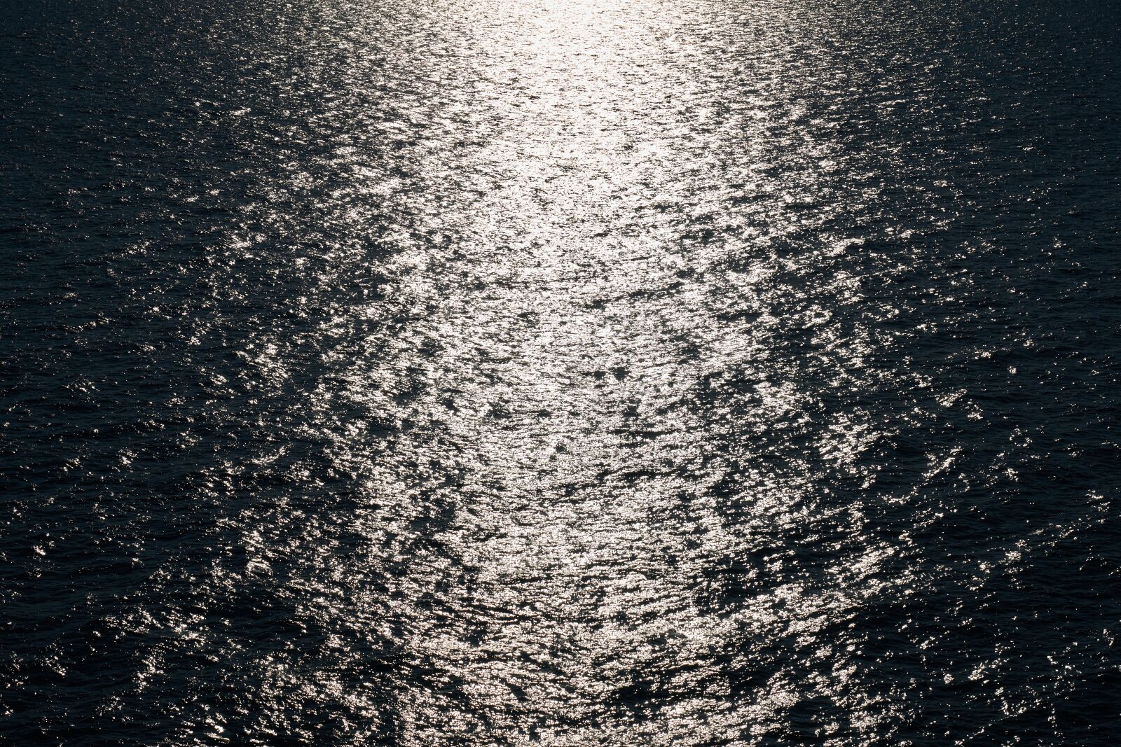 Sony a7R II sample photo. Marine, water, solar photography
