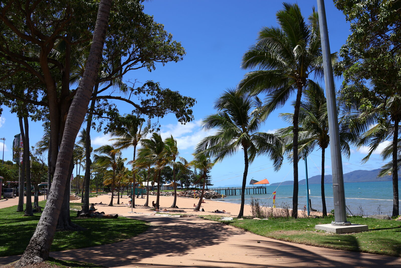 Canon EOS R10 sample photo. Townsville, australia photography