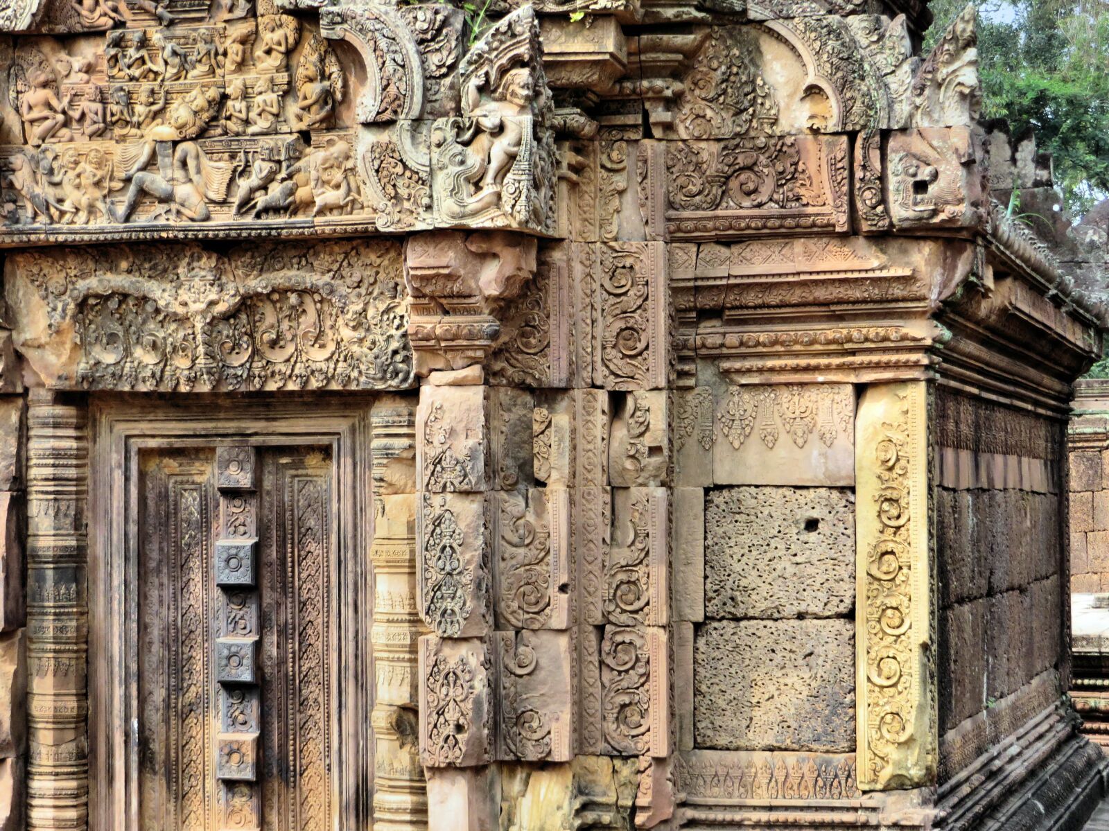 Canon PowerShot SX270 HS sample photo. Cambodia, angkor, banteay srei photography