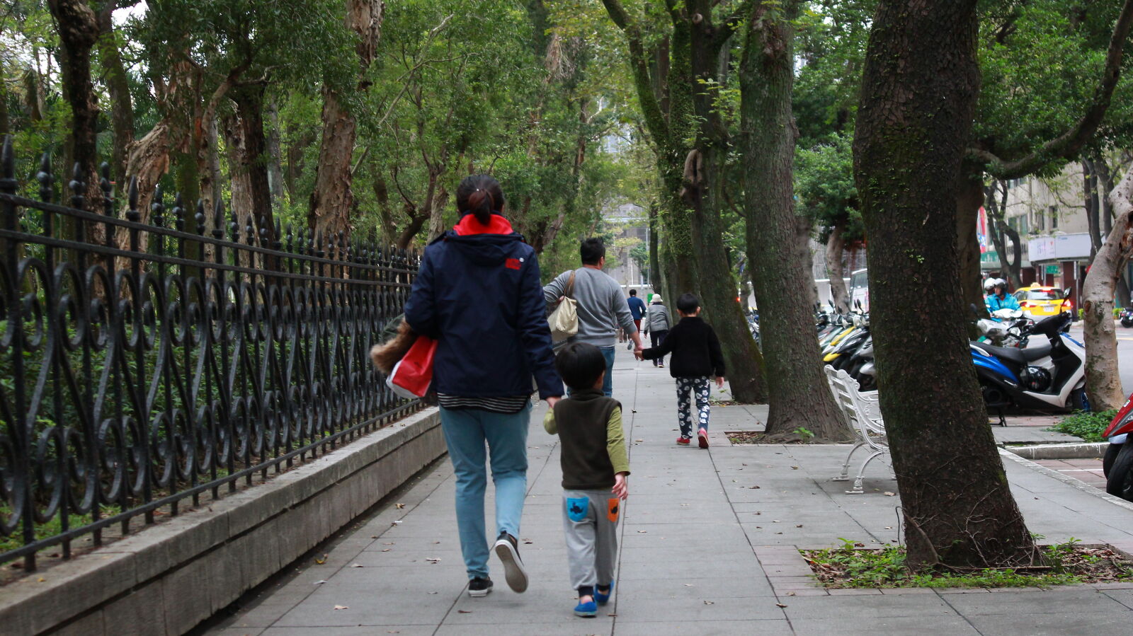 Canon EOS M sample photo. Rear, view, of, woman photography