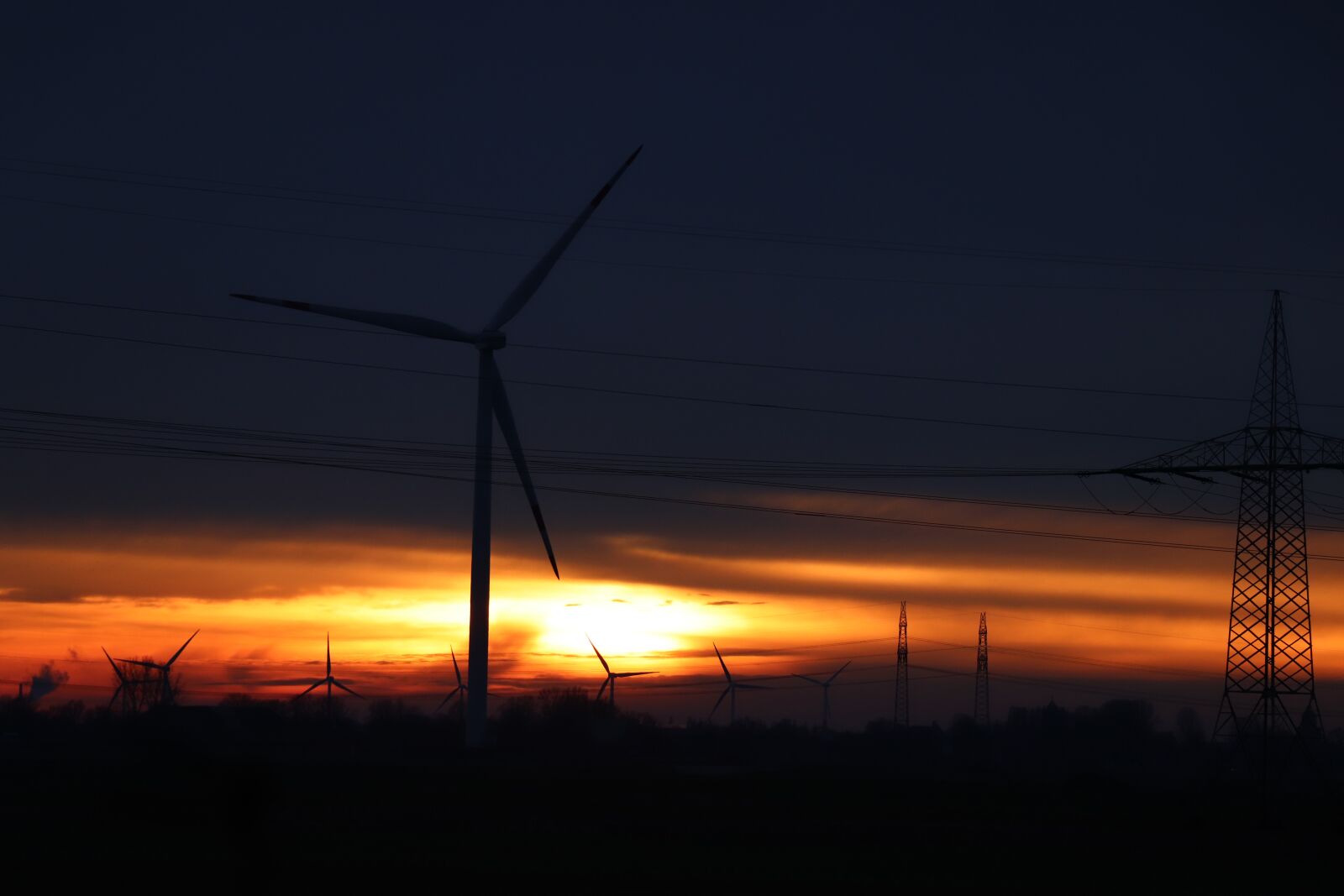 Canon EF-S 18-135mm F3.5-5.6 IS USM sample photo. Wind power, energy revolution photography