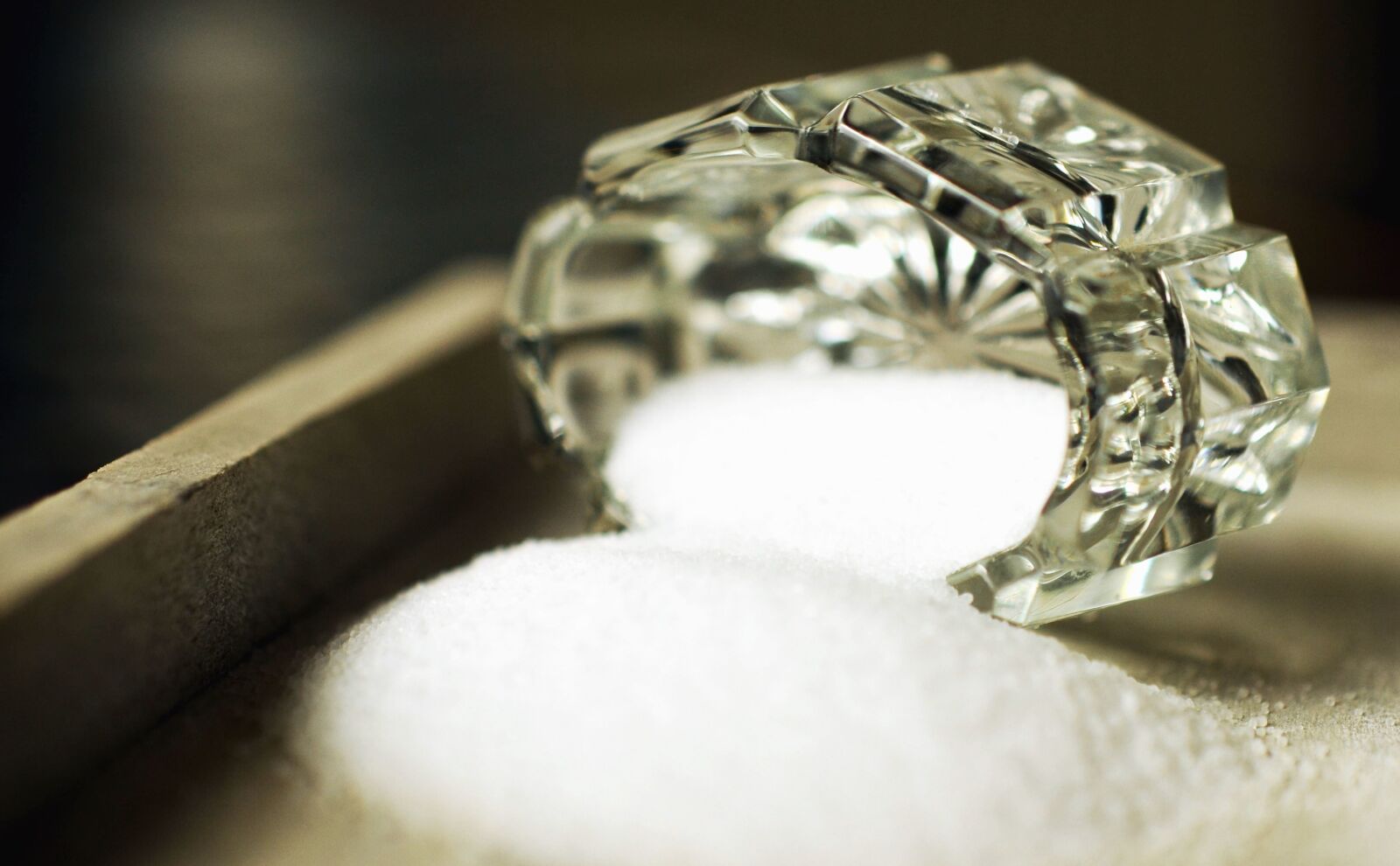 Nikon D5100 sample photo. Salt, saltshaker, glass, wood photography