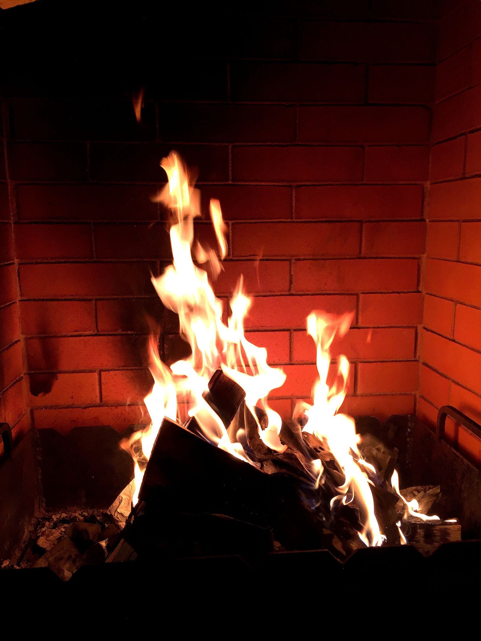 Apple iPhone 6 sample photo. Fire, heat, flame photography