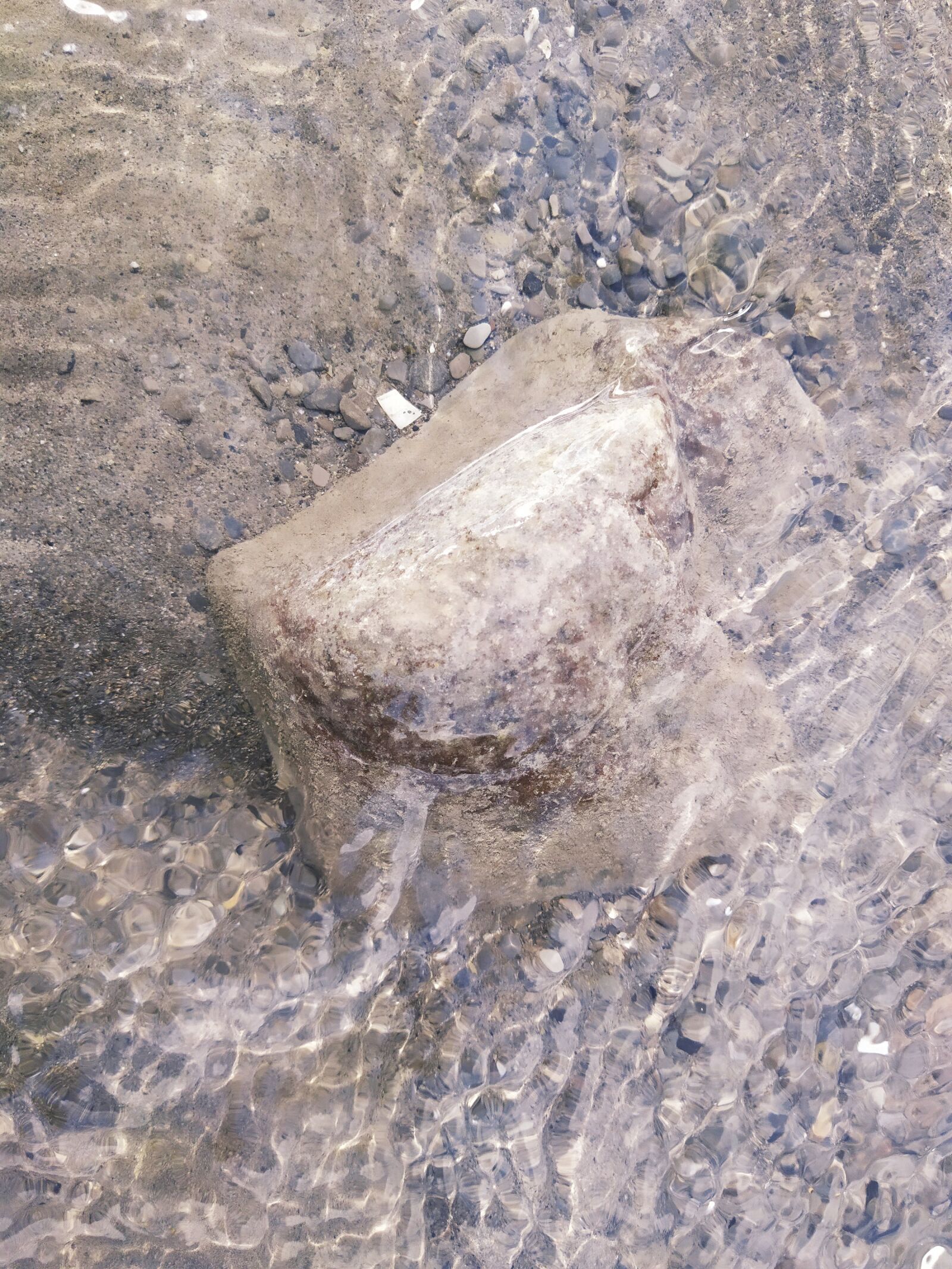 Xiaomi Redmi Note 7 sample photo. River, water, stone photography