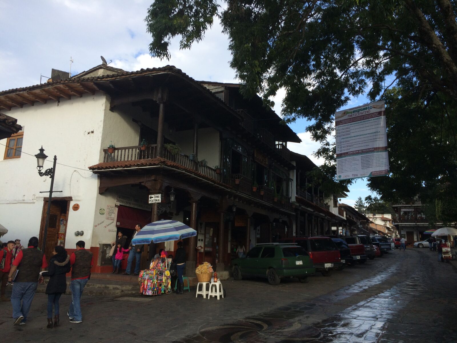 iPhone 5s back camera 4.15mm f/2.2 sample photo. Jalisco, mazamitla, town photography