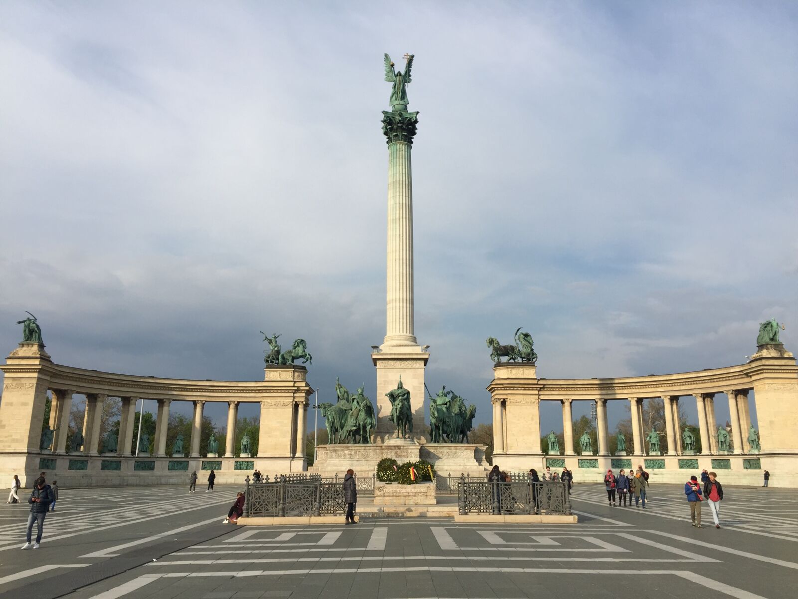 iPhone 6 Plus back camera 4.15mm f/2.2 sample photo. Architecture, city, travel photography