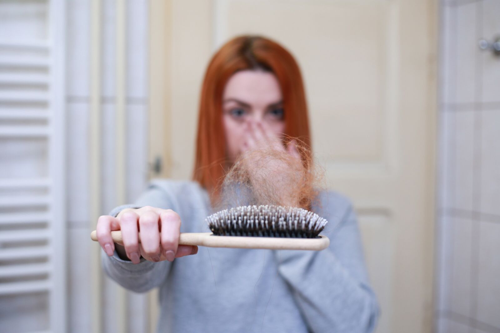 Canon EOS 6D + Canon EF 50mm F1.8 STM sample photo. Hair loss, hair, old photography