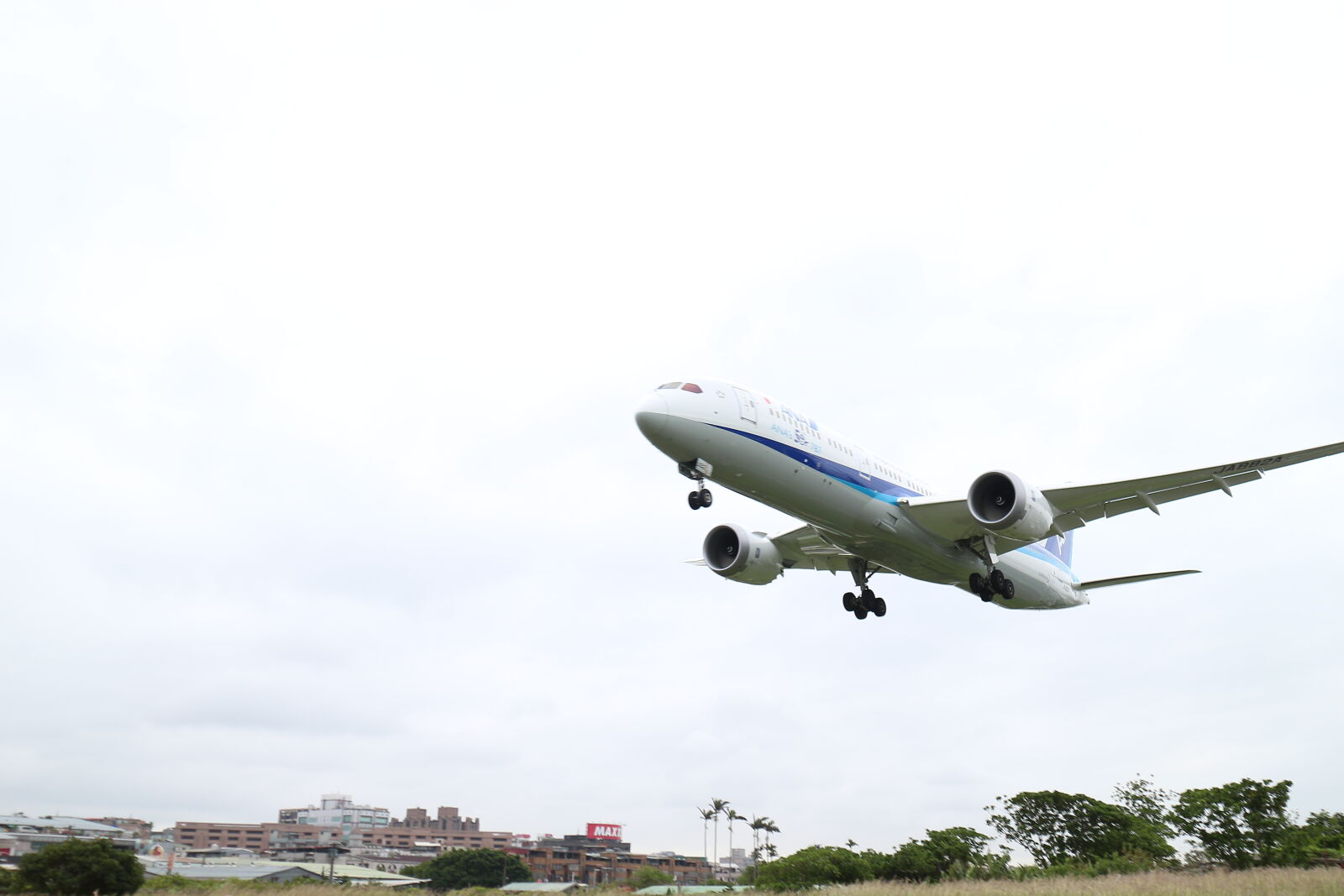 Canon EOS M sample photo
