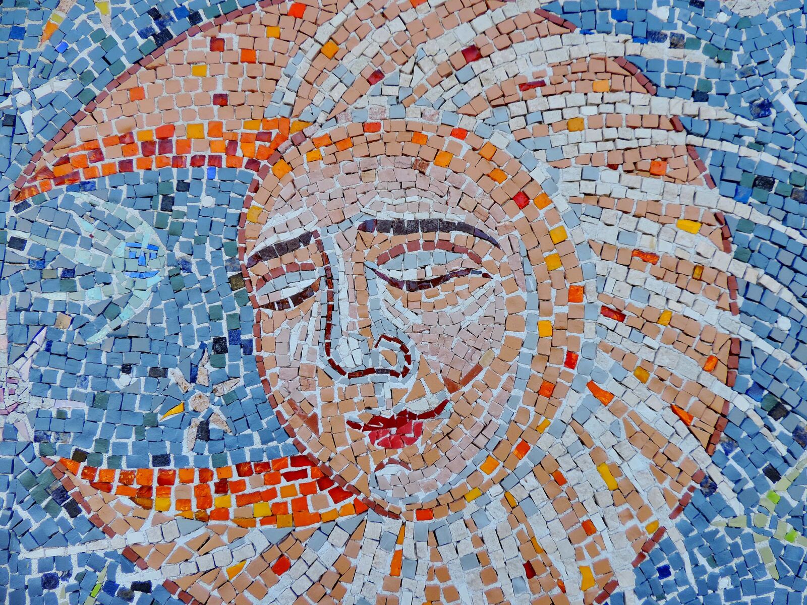 Nikon Coolpix P520 sample photo. Art, moon, mosaic, sleep photography