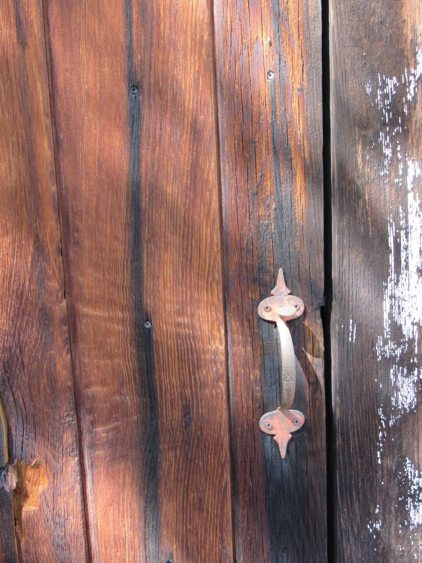 Canon PowerShot SX530 HS sample photo. Door, door, pull, rustic photography