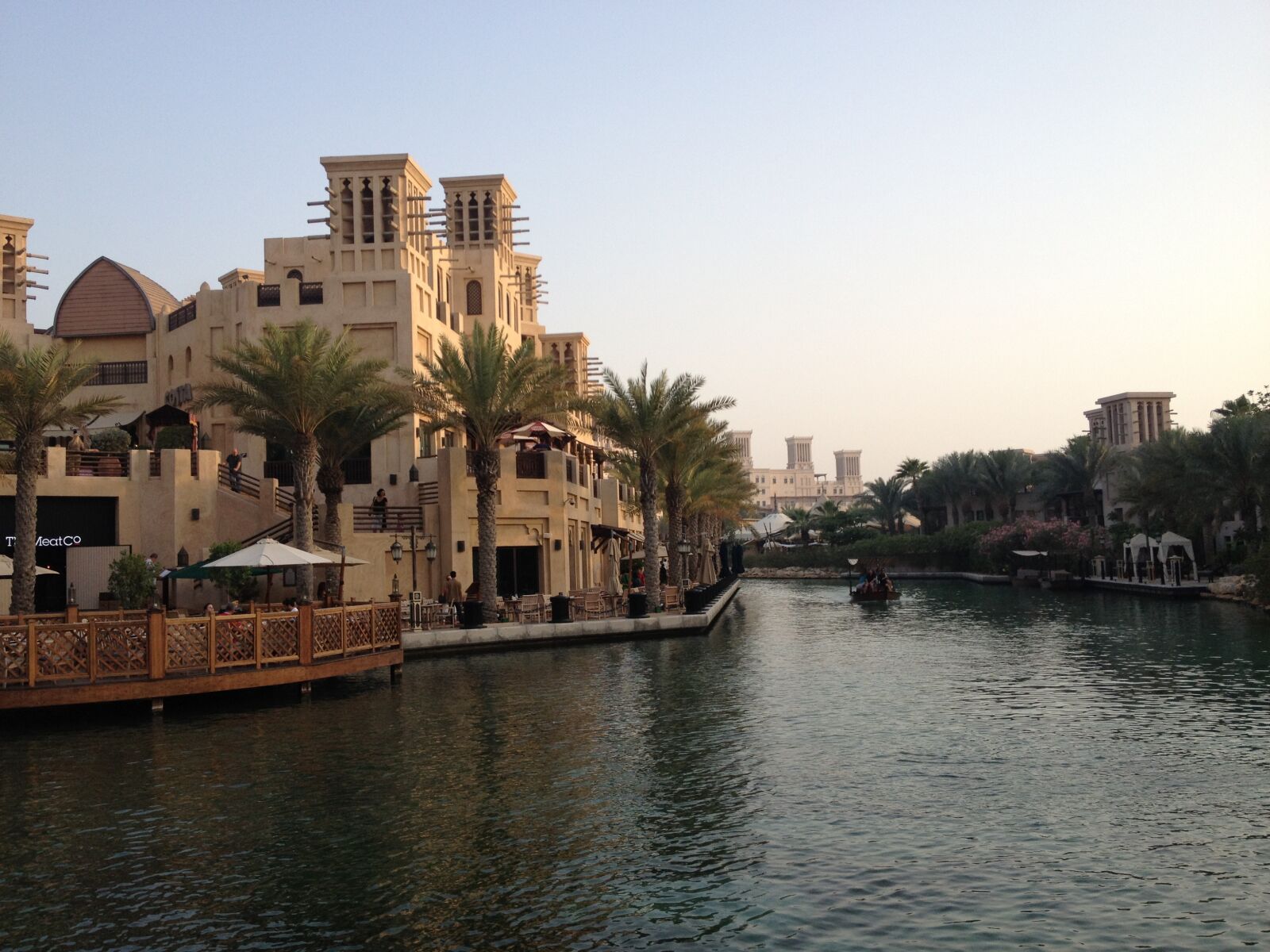 Apple iPhone 4S sample photo. Dubai, castle, arabic photography