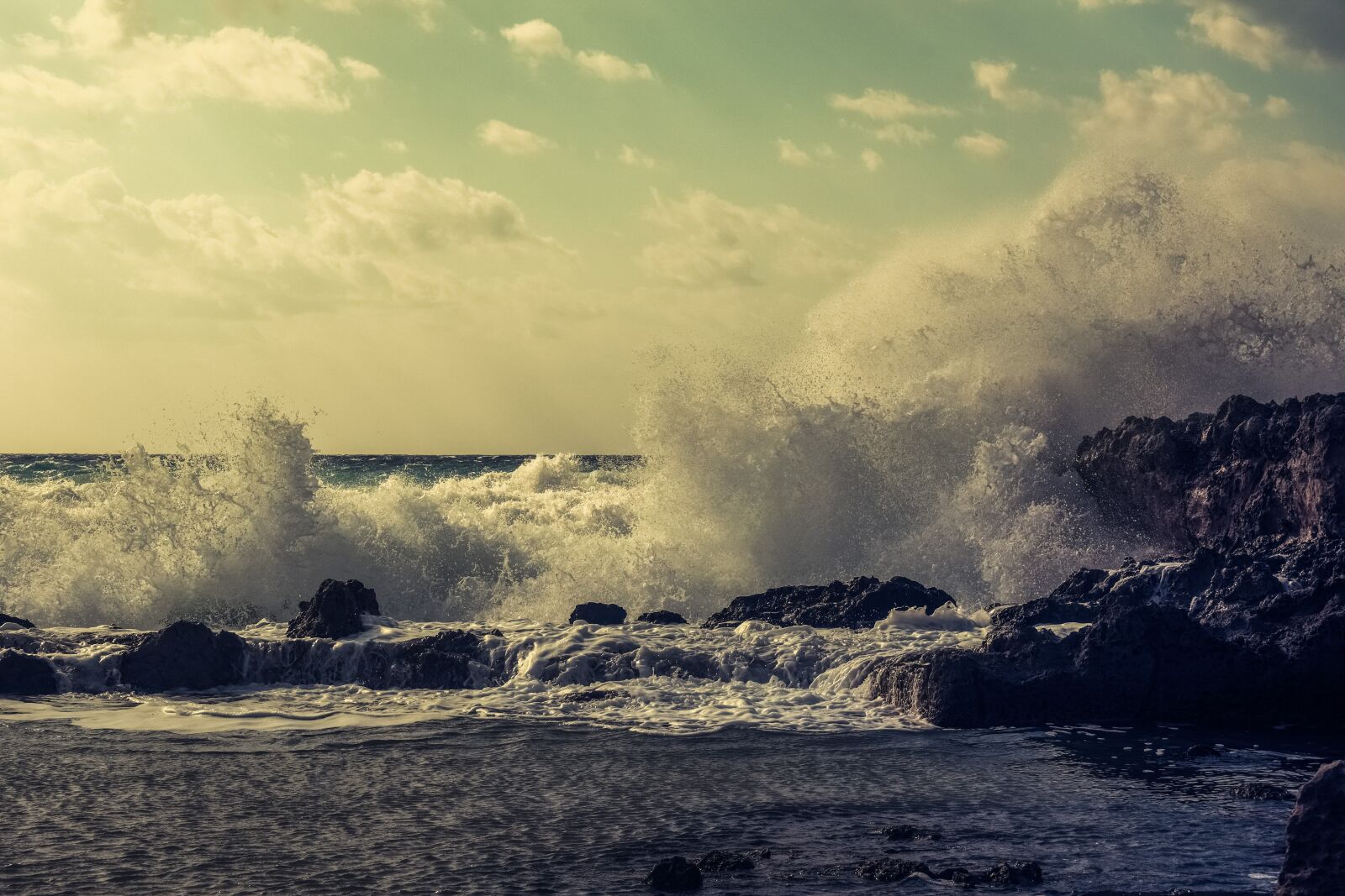 Nikon D3300 sample photo. Wave, crashing, coast photography