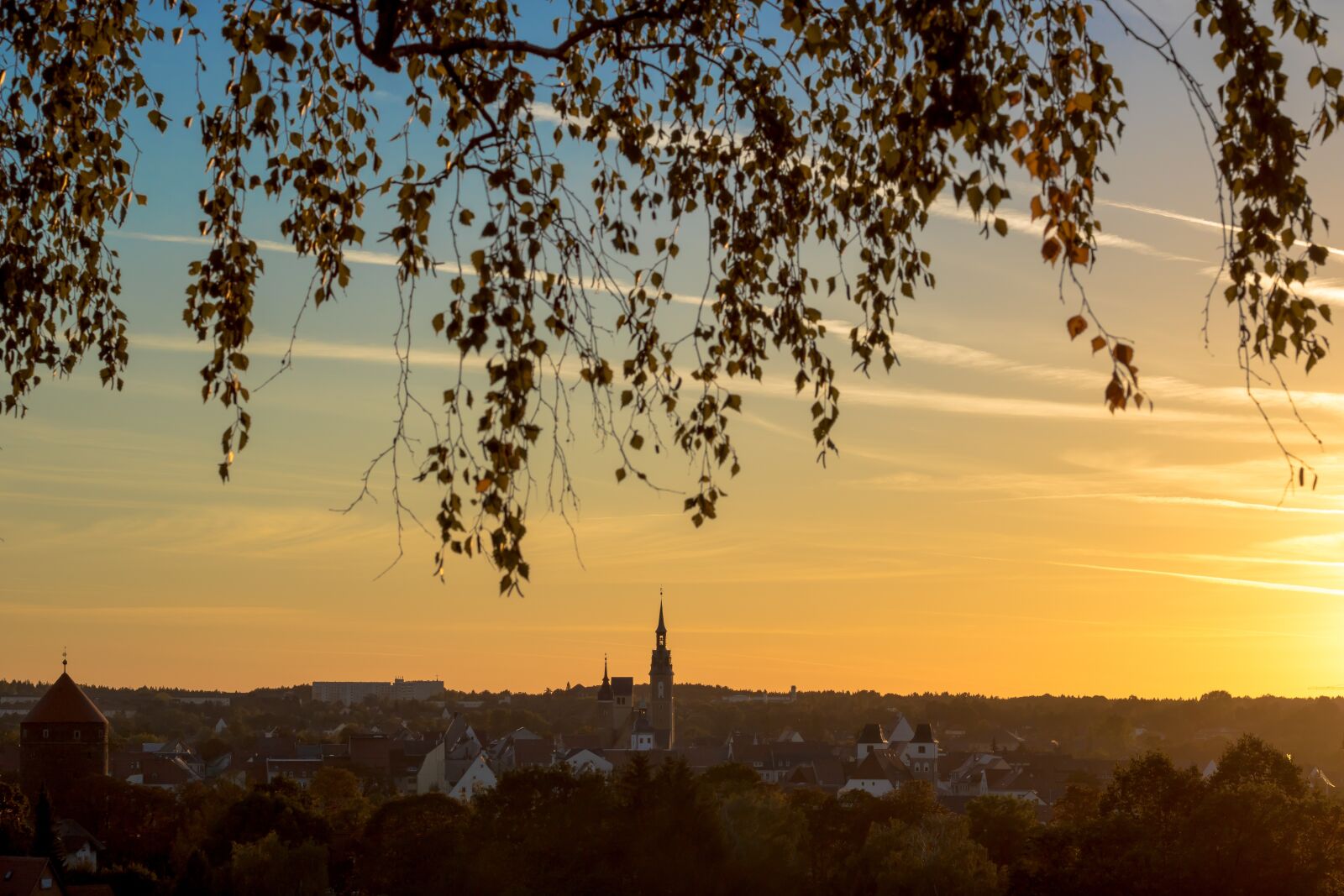 Canon EF 50mm F1.8 STM sample photo. Sunset, city, dusk photography