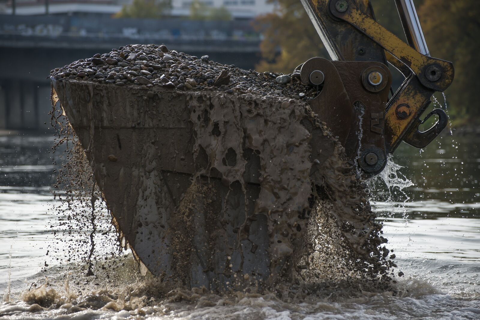 Nikon D800 sample photo. Excavators, danube, riverside photography