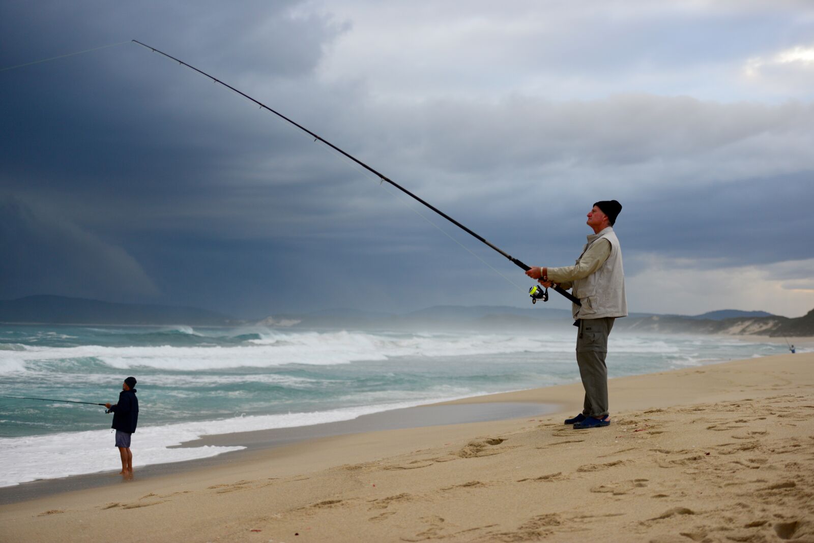 Nikon D800 sample photo. Fishing, stormy, clouds photography