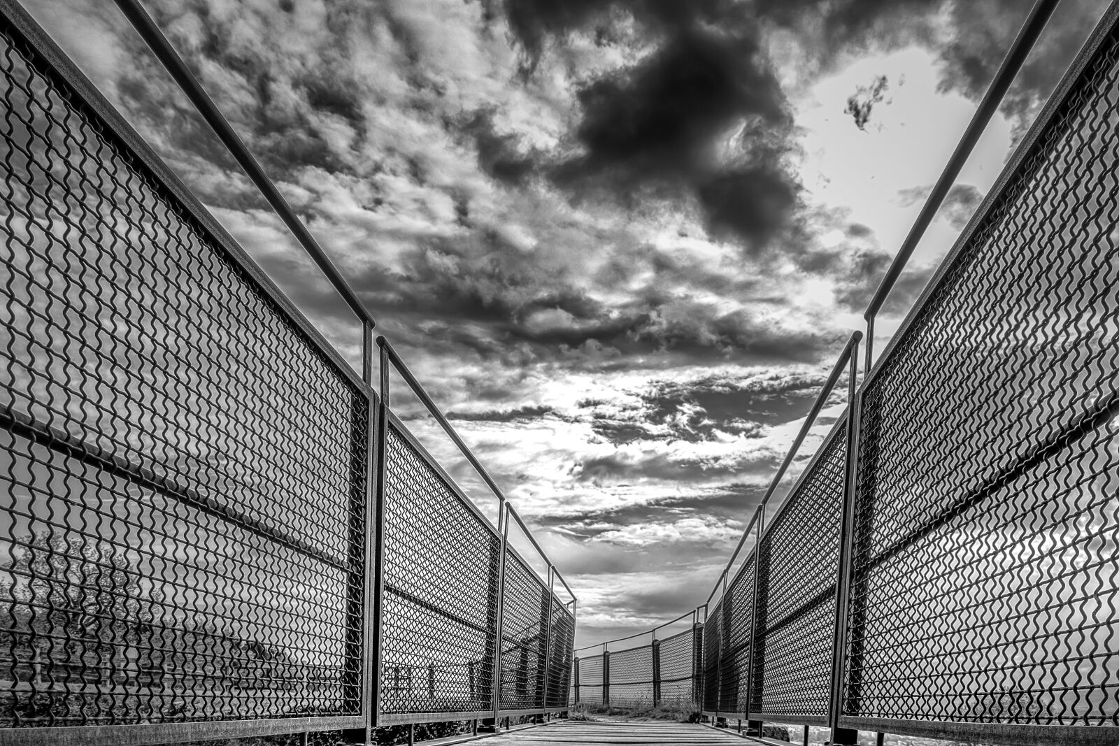 Canon EOS 80D sample photo. Railing, steel, metal photography