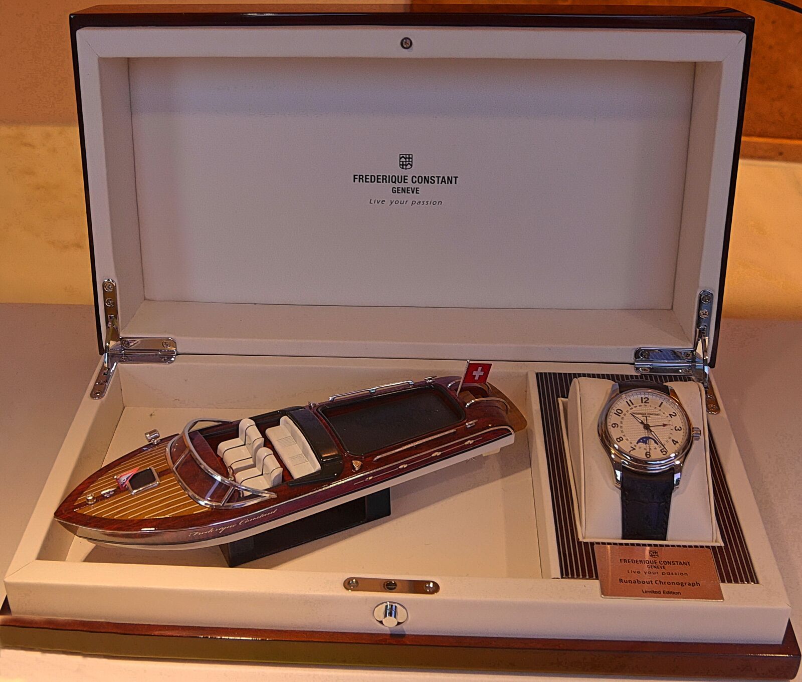 Panasonic Lumix DMC-G6 sample photo. Jewellery, clocks advertising, ship photography