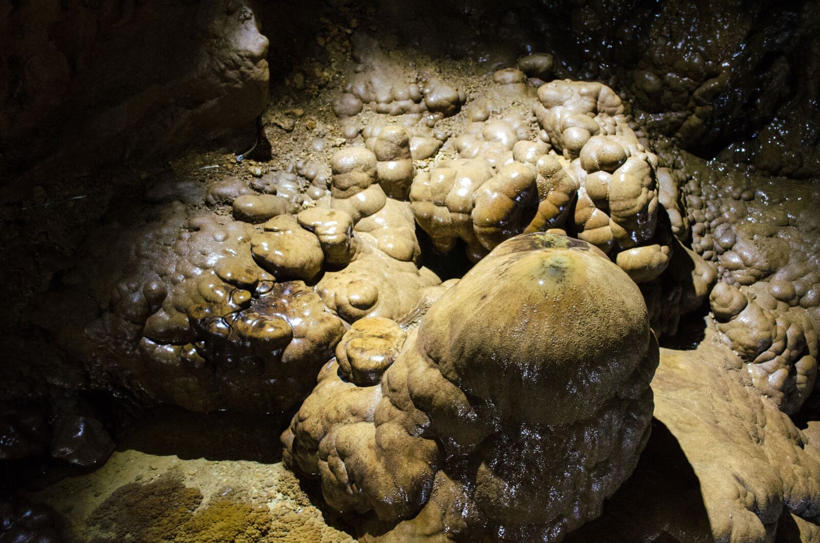 Nikon D5100 sample photo. Stalagmites, stalactite, bizarre photography