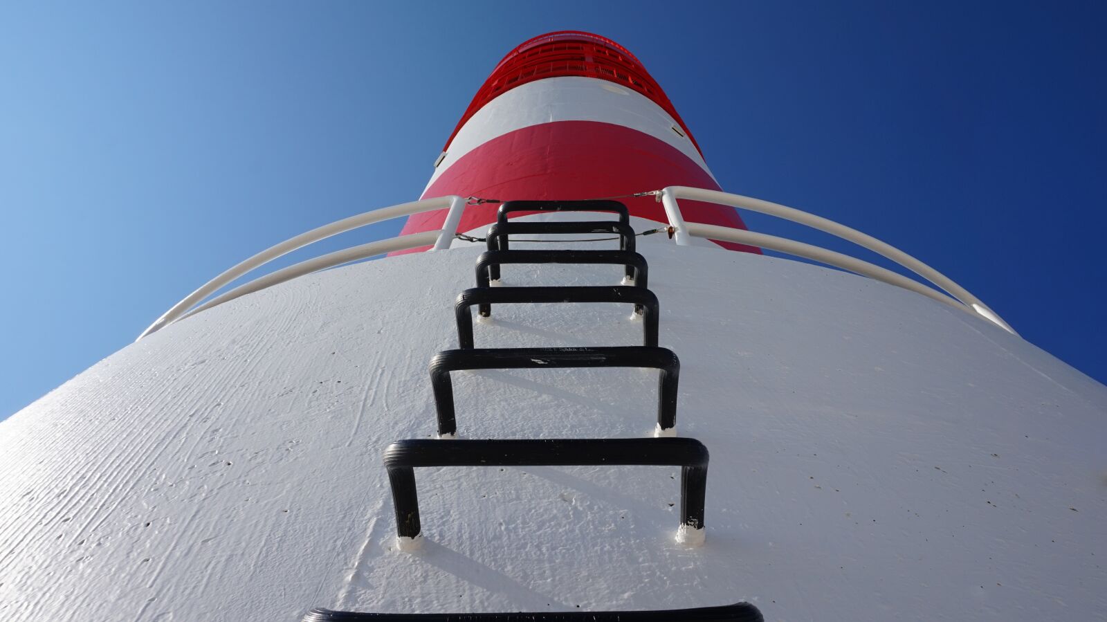 Sony Alpha a5000 (ILCE 5000) sample photo. Travel, helgoland, lighthouse photography