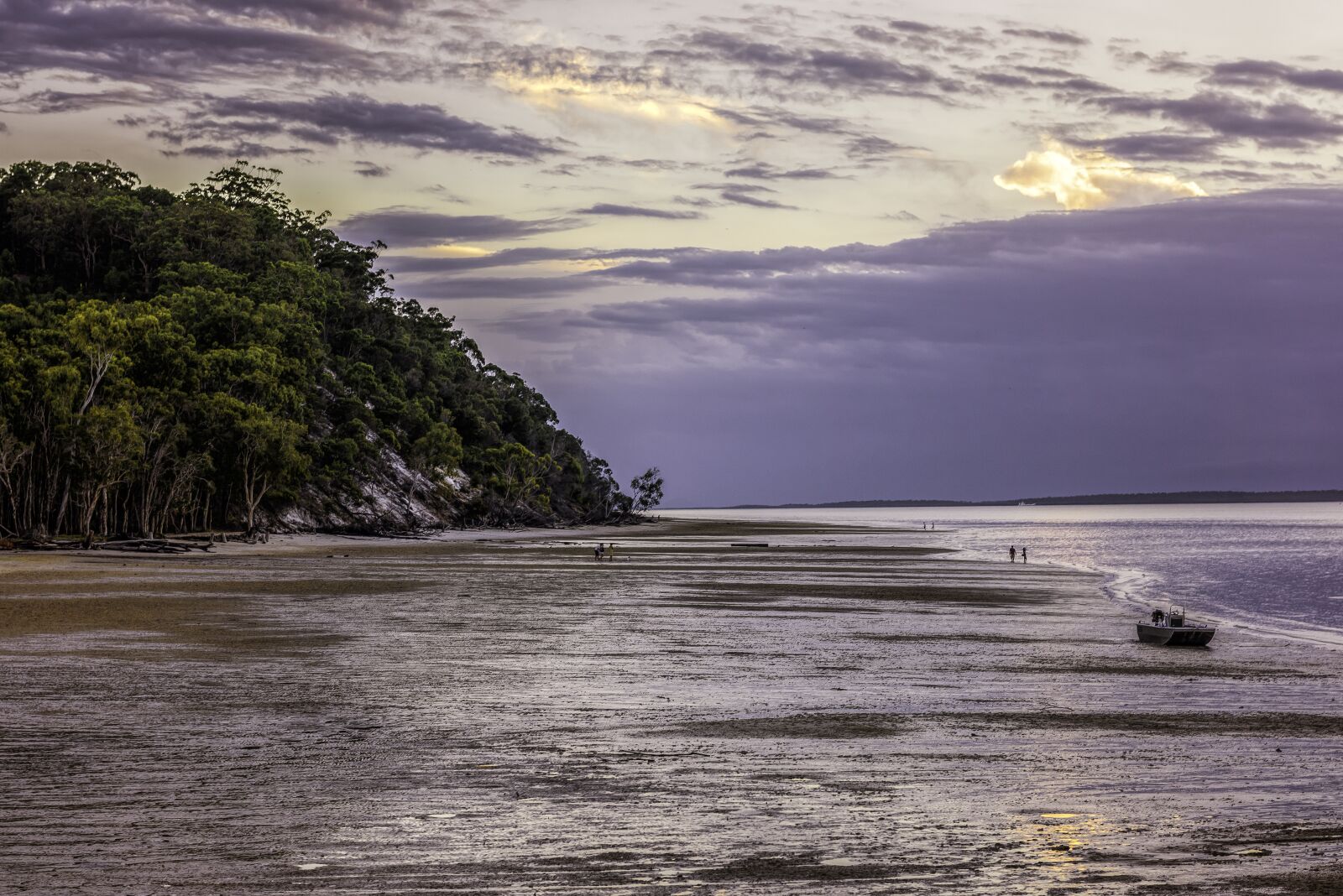 Nikon D610 sample photo. Fraser, island, beach photography