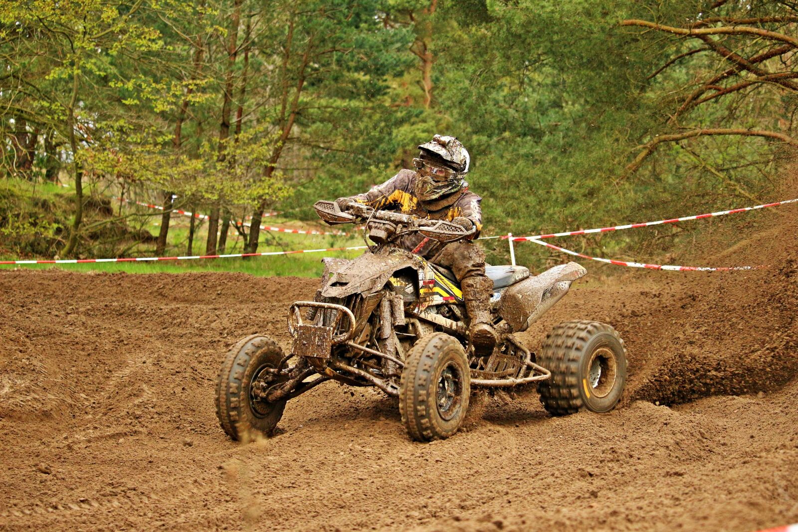 Canon EOS 100D (EOS Rebel SL1 / EOS Kiss X7) sample photo. Quad, atv, motocross photography