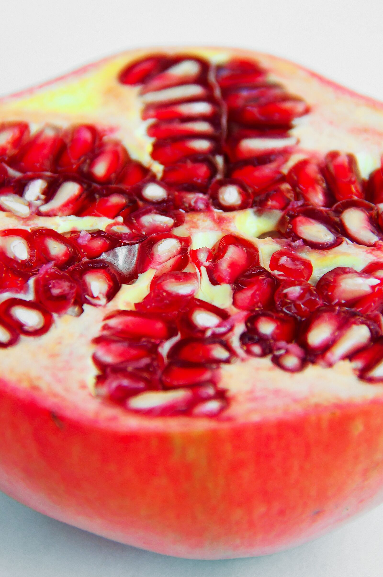 Nikon D3200 sample photo. Red, apple, pomegranate photography