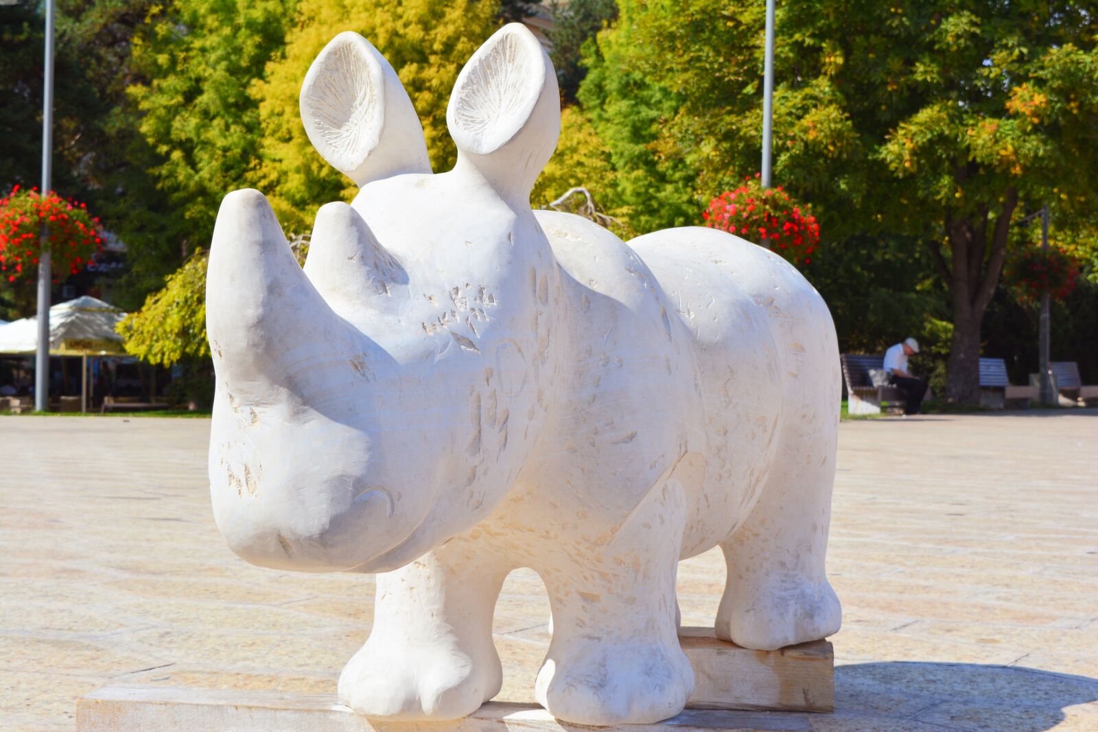 Nikon D5200 sample photo. Statue, rhino, sculpture photography