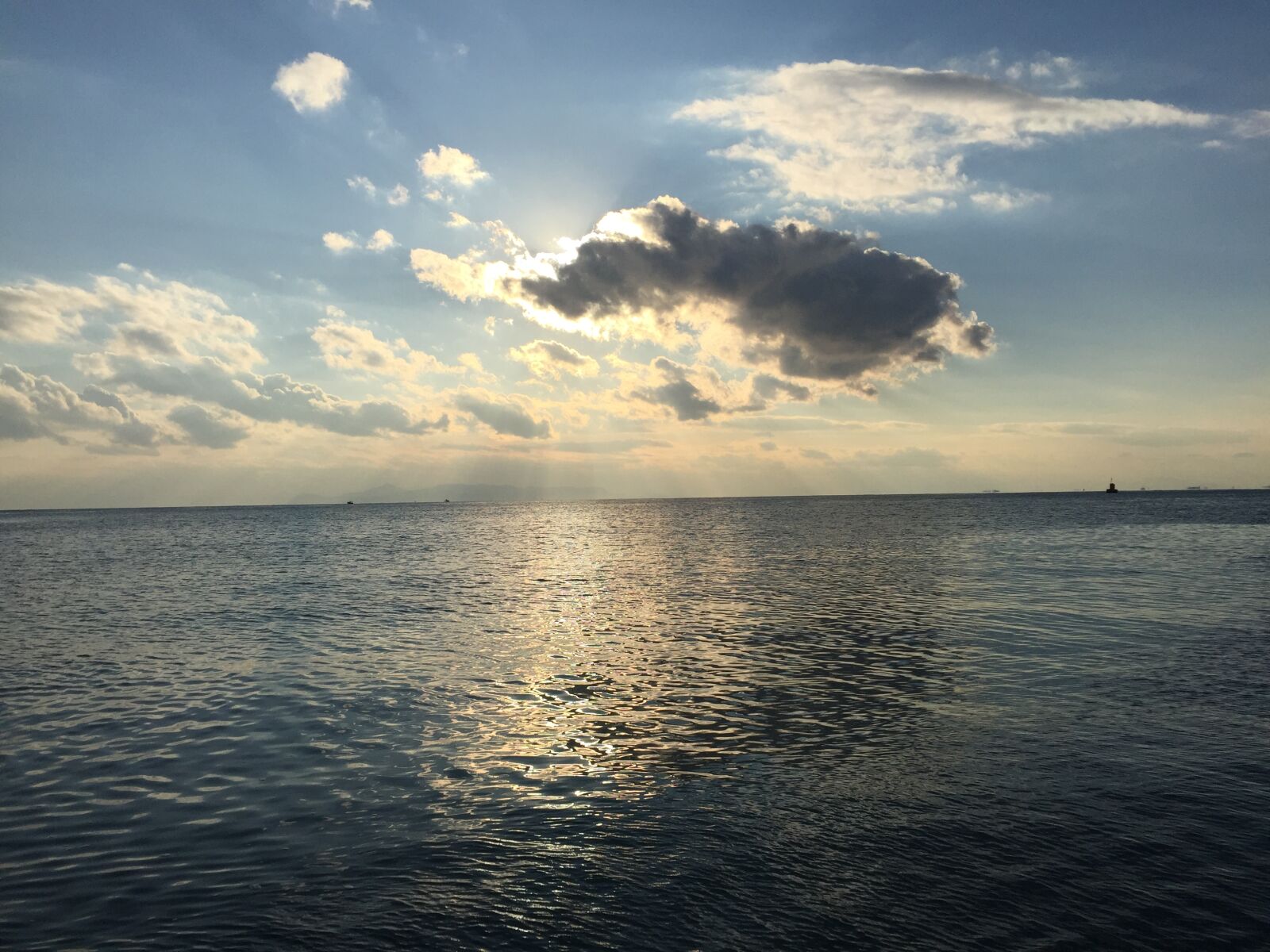 Apple iPhone 6 sample photo. Clouds, cloudy, sea photography