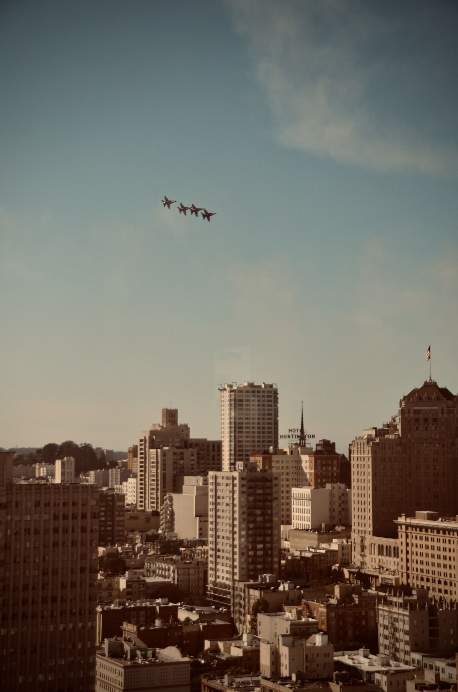 Nikon D5100 sample photo. San francisco, airplanes, fleet photography