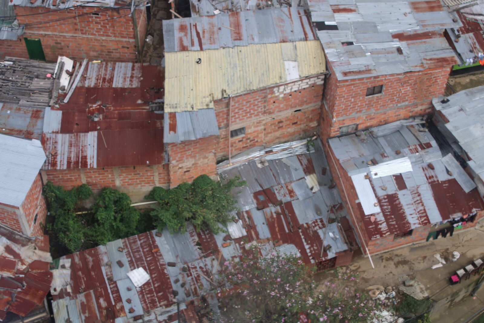 Canon EOS 2000D (EOS Rebel T7 / EOS Kiss X90 / EOS 1500D) sample photo. Medellin, antioquia, colombia photography