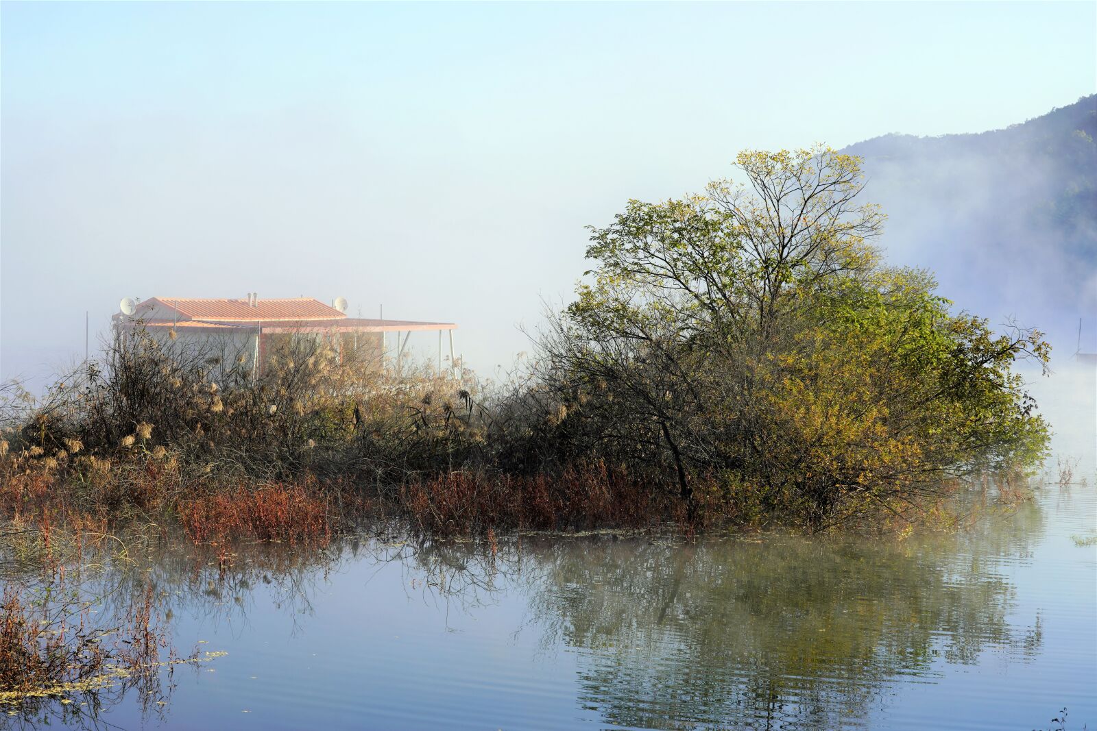 Sony FE 24-105mm F4 G OSS sample photo. Reservoir, lake, korea photography