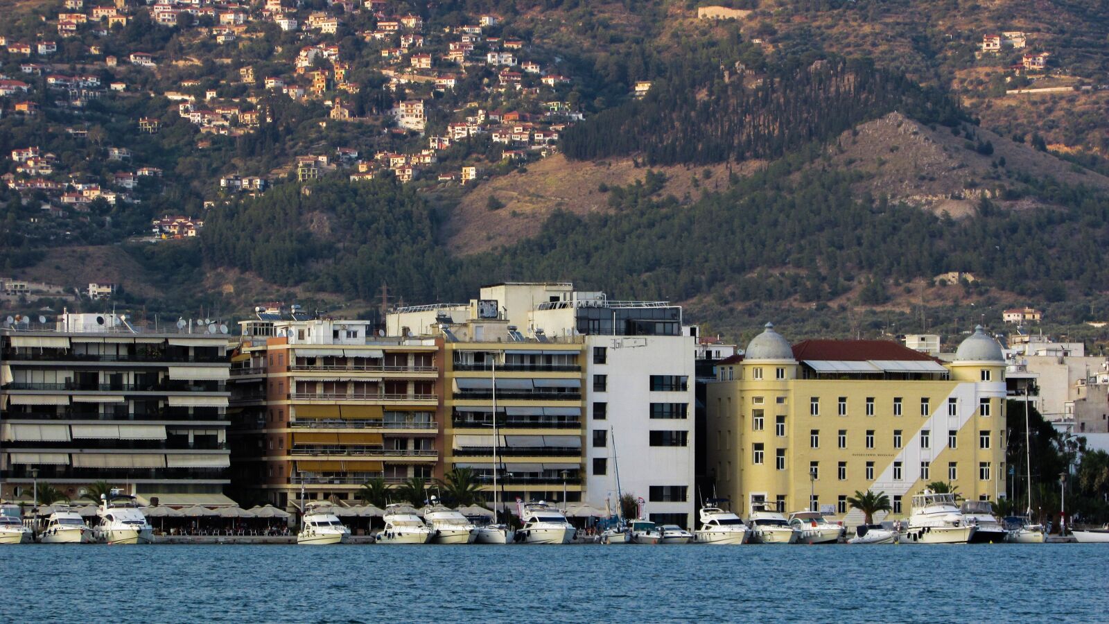 Canon PowerShot SX400 IS sample photo. Greece, volos, promenade photography