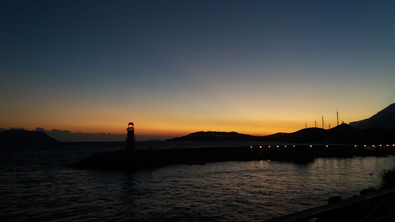 Samsung Galaxy J5 sample photo. Browse, lighthouse, sunset photography