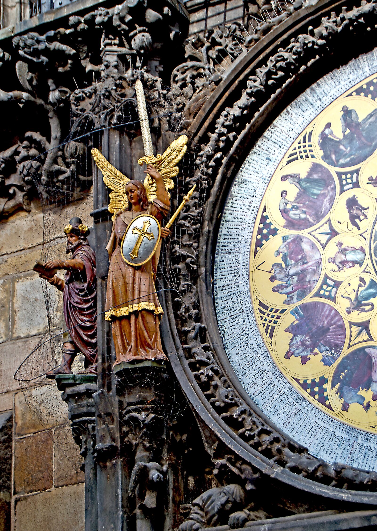 Nikon D3200 sample photo. Clock, clock shield, external photography