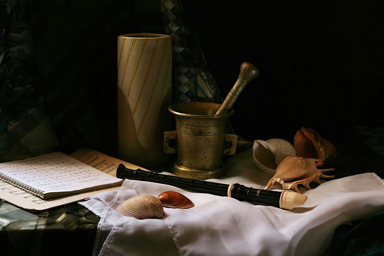 Canon EOS 30D sample photo. Still life with flute photography
