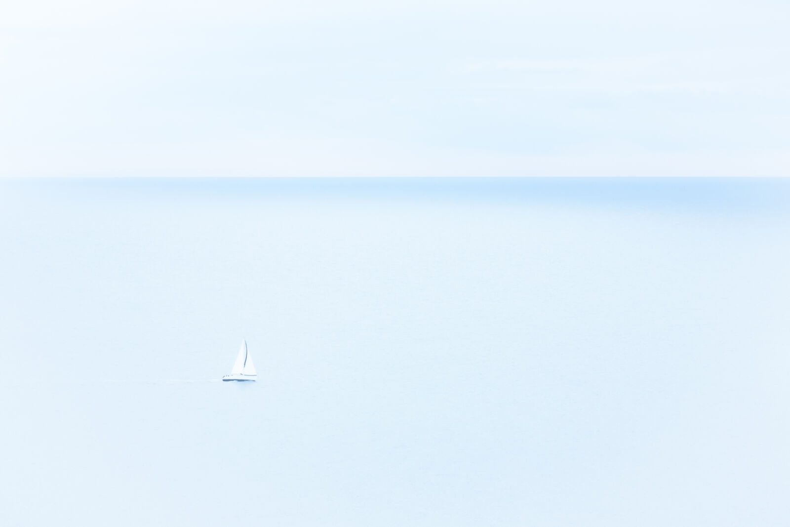Canon EOS 550D (EOS Rebel T2i / EOS Kiss X4) sample photo. White, sailboat photography