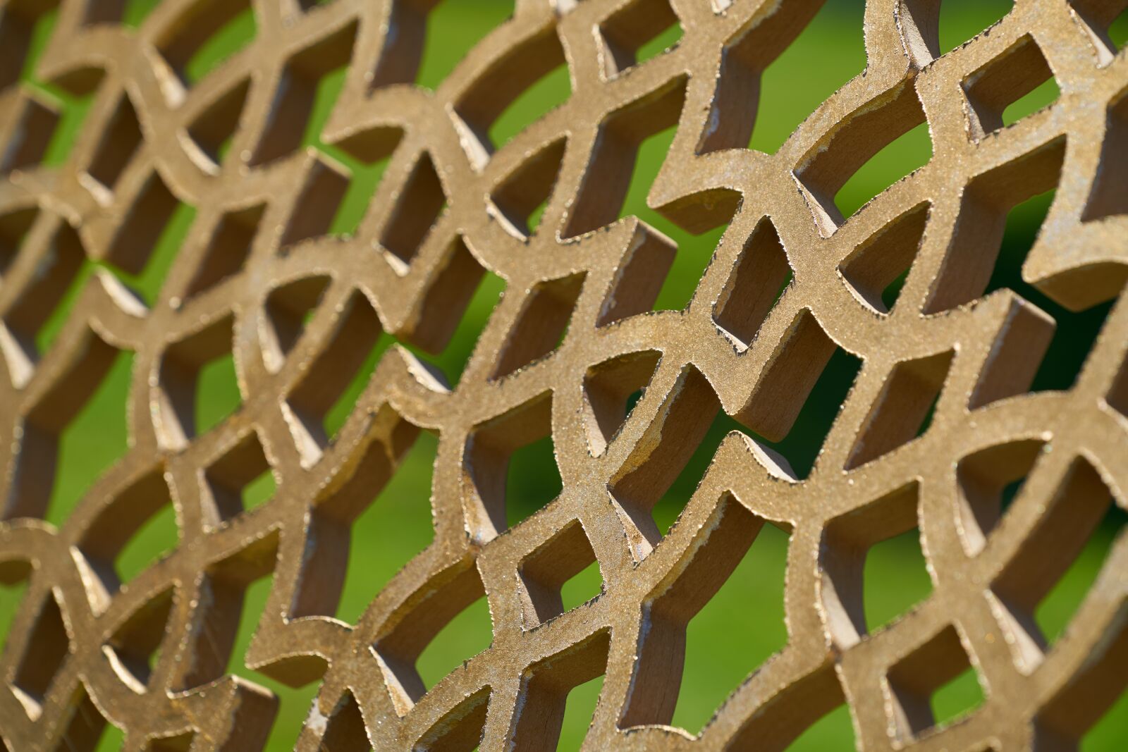 Sony FE 70-200mm F4 G OSS sample photo. Daniel, abstract, background photography