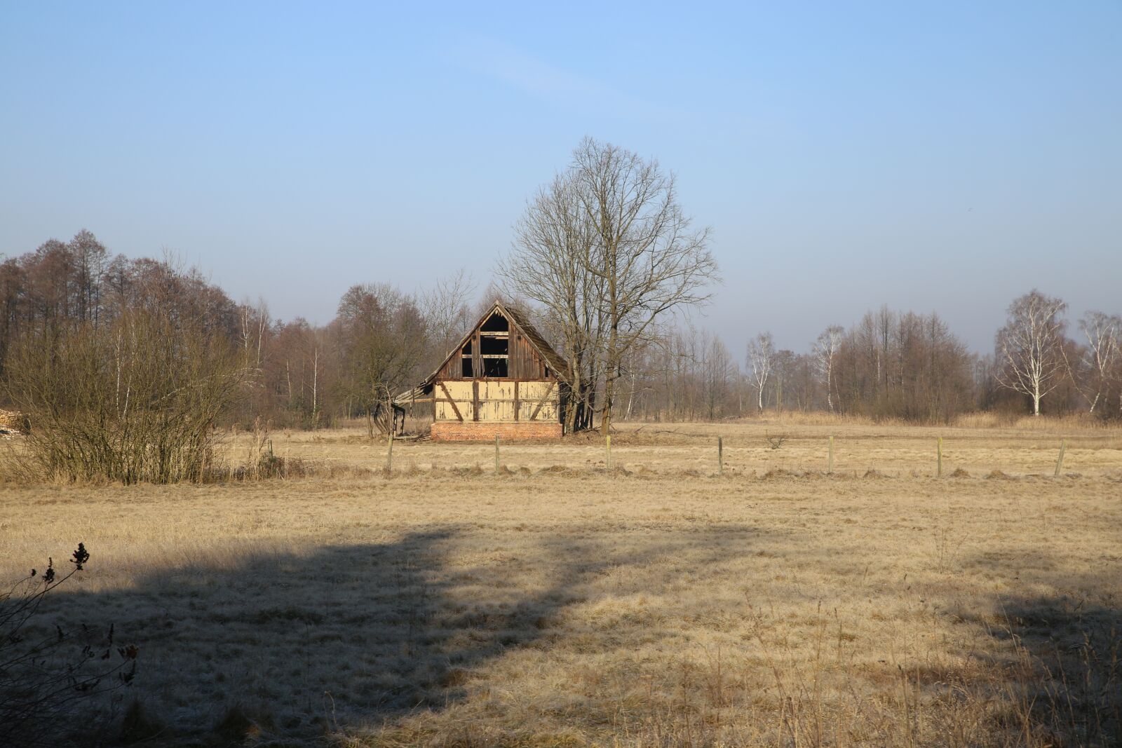 Canon EOS 6D sample photo. Mati, barn, farm photography