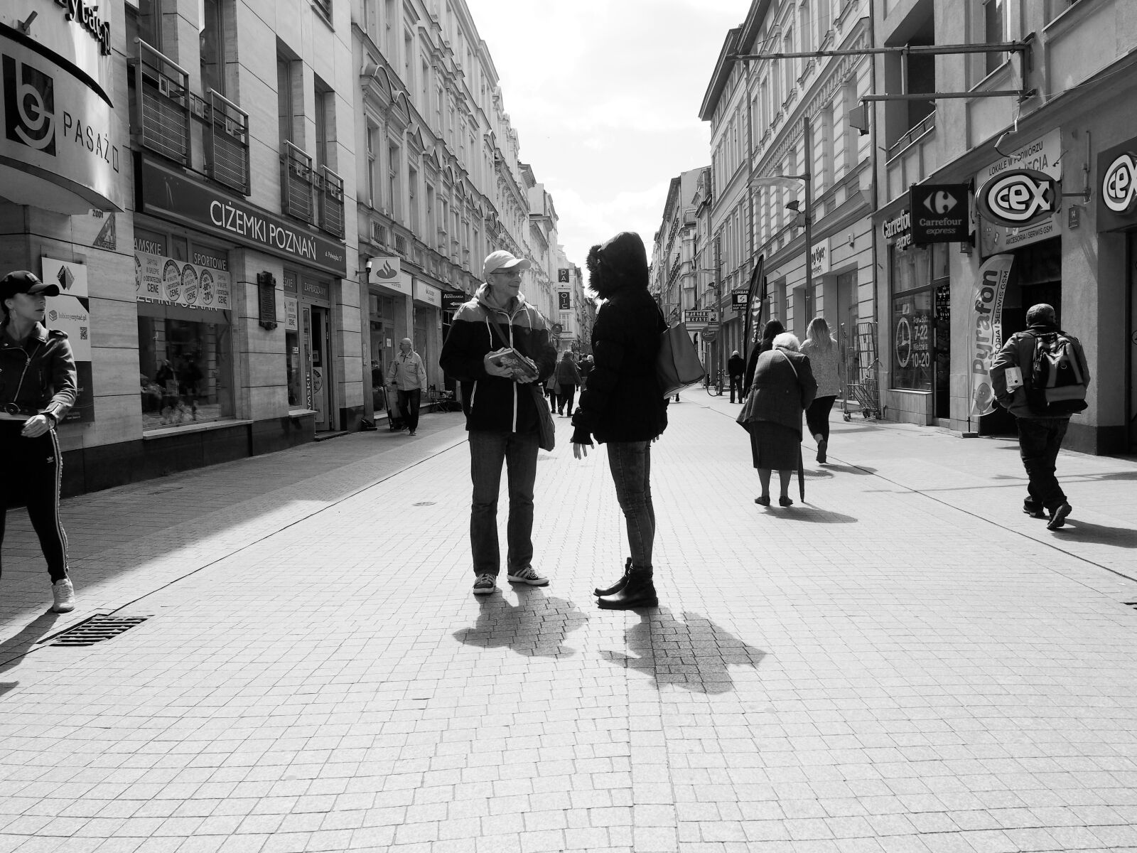 Olympus PEN E-PL6 sample photo. Poznan, poland, people photography