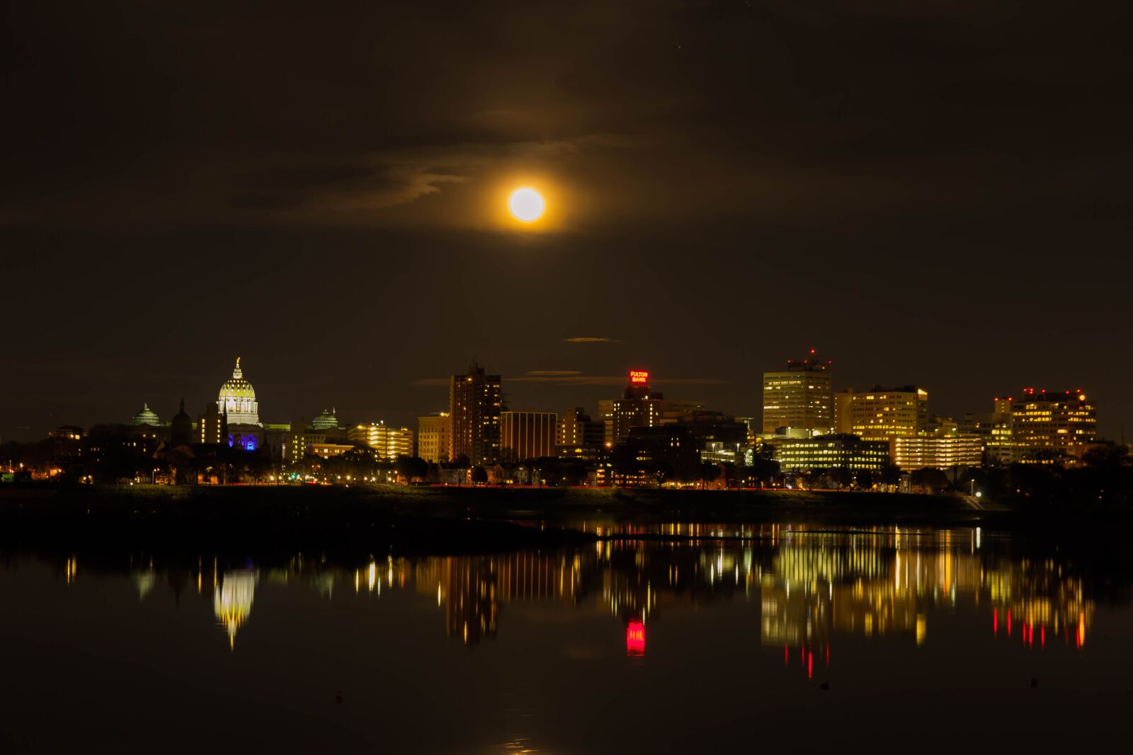 Canon EOS 60D sample photo. Super, moon, skyline photography