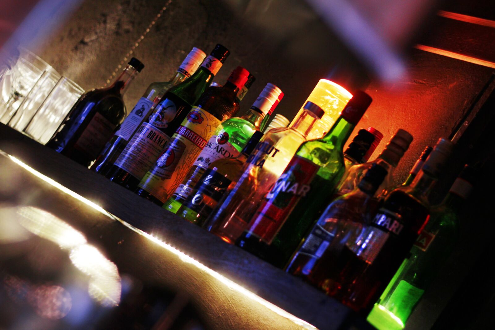 Canon EOS 60D + Canon EF 50mm F1.8 STM sample photo. Cocktail, drink, bottles photography